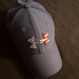 Under Armour Men's USA Big American Flag Embroidered Logo L/XL Men's Hat